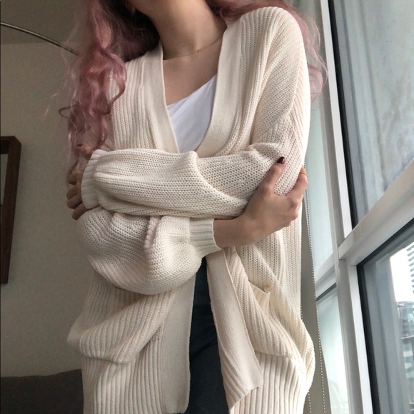BDG Sweaters - BDG Cream Cableknit Oversized Cardigan size S